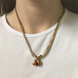 Vintage 90s gold necklace